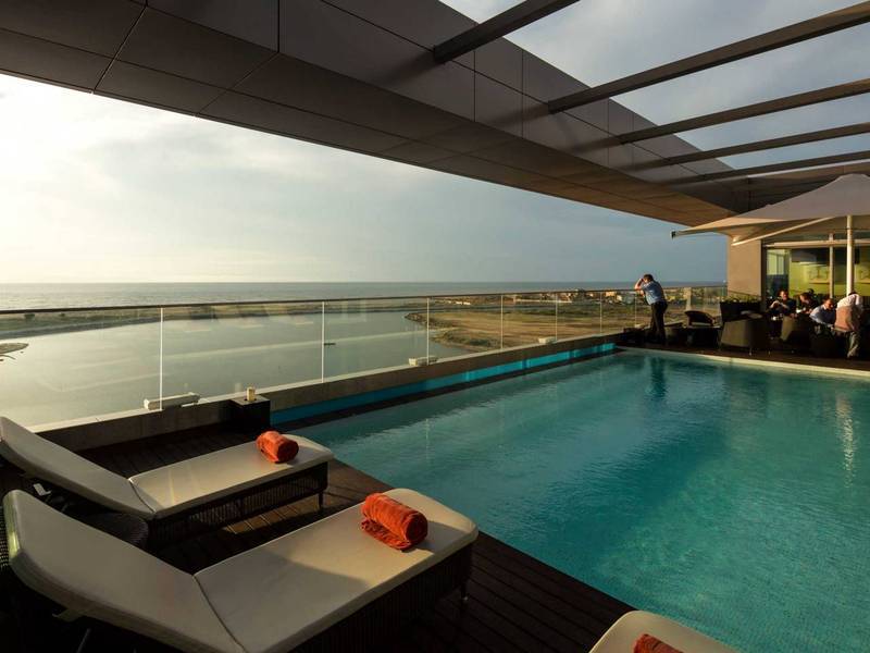 Hotel Baia Luanda Exterior photo